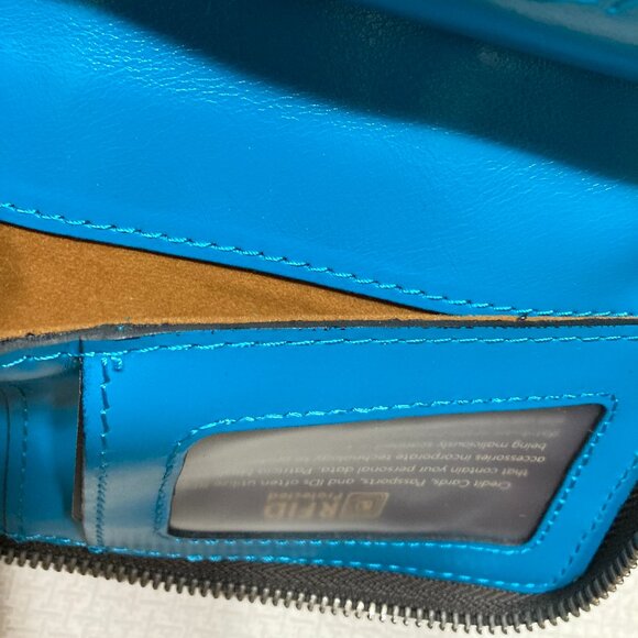 NWT Patricia Nash Turquoise Leather Edeline Wristlet/Wallet - Picture 9 of 10